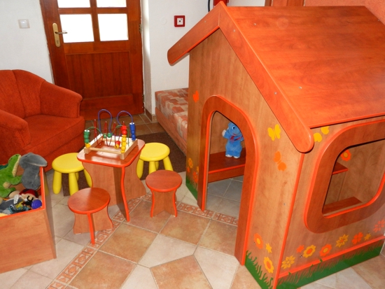 Dětský domeček, dětský koutek pro děti, ubytování pro děti u dětských vleků